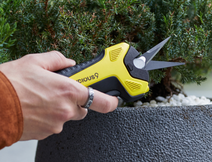 TrimCraft9 Precision Automatic Trimming Scissor